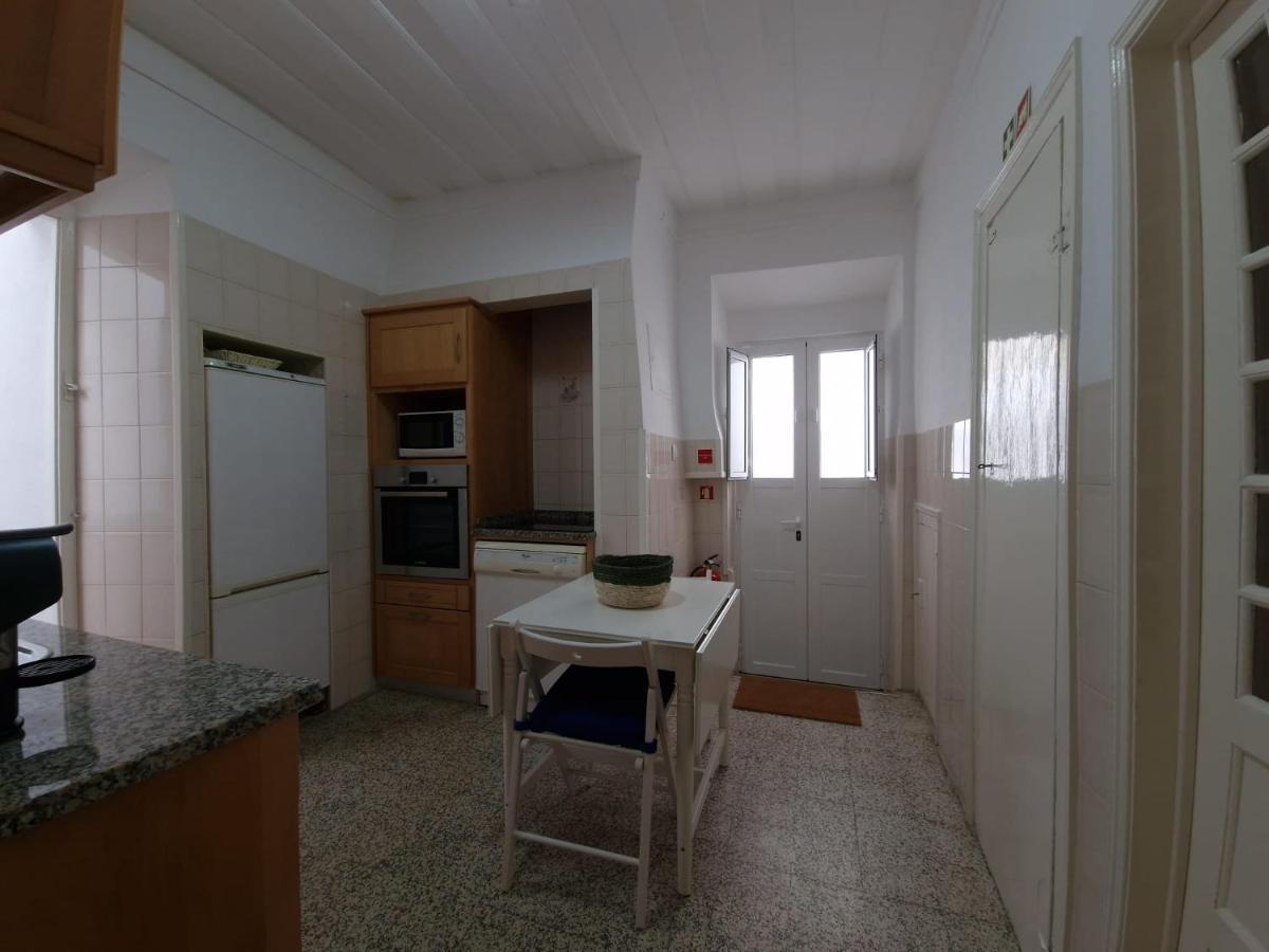 Casa Pisa Flores - Praia Da Nazaré Buitenkant foto