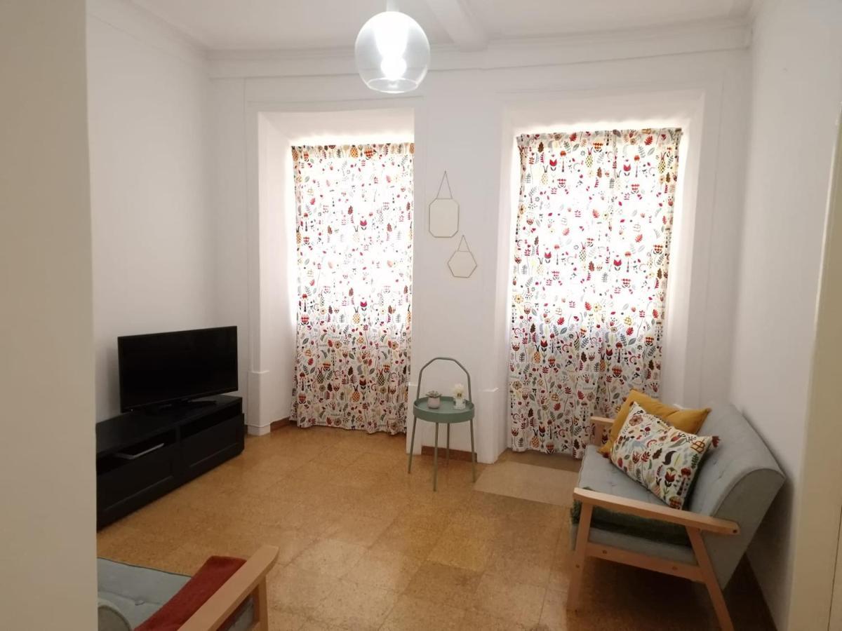 Casa Pisa Flores - Praia Da Nazaré Buitenkant foto